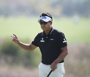 박상현, 퍼터 2천500만원에 낙찰…KPGA 자선 경매 성황