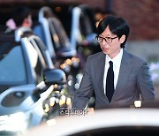 [포토]유재석, 조세호 결혼식 가는길