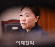 강혜경 "김여사-명태균, 주술적 공감대…'오빠'는 尹대통령"[2024국감]