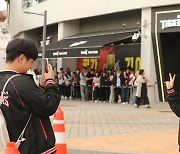 BTS보다 어려웠던 한국시리즈 티케팅…가을 야구로 뜨거운 광주