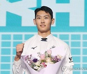 '2% 기적' 대한항공, 신인 전체 1순위로 세터 김관우 지명