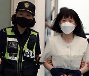 검찰, ‘친부 살해’ 무기수 김신혜 재심도 무기징역 구형