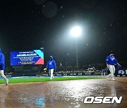 삼성, 그치지 않는 비에 서스펜디드 선언 [사진]