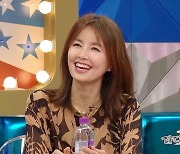 '차인표♥' 신애라, 두 딸 공개 입양한 이유 있었다…"오래 봉사활동 해와" ('라스')