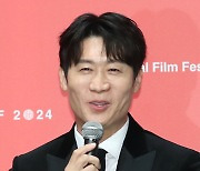 '아마존 활명수' 진선규 "'활벤져스' 원주민 3인방, 韓음식 잘먹어"