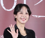 [E포토] 조여정, '밀실 스릴러 기대하세요'