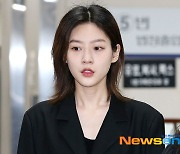 음주운전 김새론, 영화 촬영장서 포착…자숙 끝  본업 복귀할까