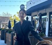 ‘검사♥’ 한지혜, 올블랙 하객룩으로 세련된 시크美 발산