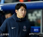 이강인, PSG 대표 선수로 UCL 기자회견…"어떤 포지션이든 상관없어, 팀 위해 뛸 것"