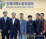 공무원 노조도 '유급 전임자' 활동 보장…타임오프 한도 의결