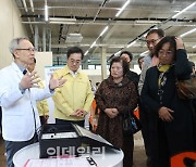 "다 미쳐서 정신병원 가겠어요" 김동연 만난 대성동 주민의 절규