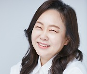 '공작새' 황정민, 베테랑 저력 보여준다