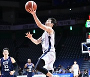 '에이스 대결 주인공은 28점 이재도' 소노, 부상 병동 KCC 79-69 제압...버튼 7점으로 묶었다