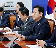 박찬대 “한동훈, 김건희 특검 반대하면 비겁…결기 보여 주길”