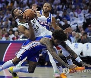 Bucks 76ers Basketball