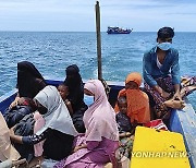 Indonesia Rohingya Muslims