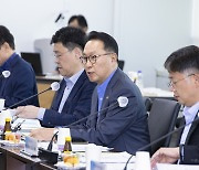 정부, 비상진료에 건보재정 2085억 추가 투입