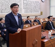 1심 유죄받은 이화영 국회서 '재수사' 주장…법무장관 "조작 있으면 사표"