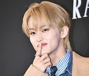 NCT 마크, '달콤 뀨' [사진]