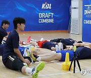 KBL 드래프트 컴바인, 몸푸는 선수들