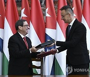 HUNGARY CUBA DIPLOMACY