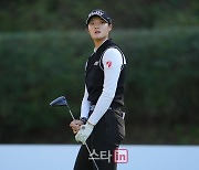 [포토]김민별,타구 방향 확인해요