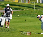 [포토] 이승택 '간결한 스윙으로 날린다'