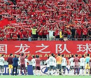 "다음엔 0-10으로 질 걸?" 中 축구협회, 한국-일본전 참패 비교 분석...팬들 반응은 '싸늘'