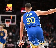 GSW, 포브스 선정 NBA 구단 가치 3년 연속 1위…약 12조 2300억원