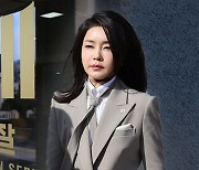 민주 "대통령실, 김 여사 23억 원 차익 부정‥뻔뻔한 거짓말 도 넘어"