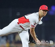 KIA 네일 vs 삼성 원태인, 4차전 출격…닷새 만에 '리턴매치'[KS]