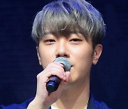 "아가씨 없냐" 성매매 업소남 의혹 최민환…활동 중단→FT아일랜드 GMF 불참 [ST이슈]