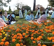 차 마시기 좋은 가을…오죽헌에서 열린 들차회