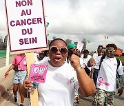 IVORY COAST MARCH AGAINST BREAST CANCER