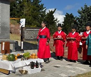 [르포]"더 굳건히 지키겠다"…독도의 날 맞아 '안용복 장군 추모제'