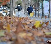 가을 들어 부쩍 피곤하고 살 찐다면…'계절성 우울증' 의심