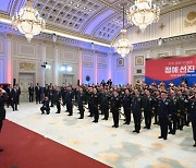 진짜 ’하늘의 별따기’···사관학교 8명 준장(★) 달 때 비사관학교 2명[이현호 기자의 밀리터리!톡]