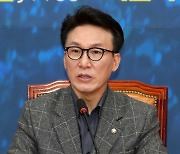 김민석 "한기호·신원식 문자, 계엄예비 음모···전쟁사주 확인"