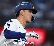 韓 WBC 국가대표 사나이, 마침내 월드시리즈 1호 홈런 터트렸다!