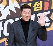 서장훈, '투견부부' 남편에 분노 "이혼 숨겨? 너 뭐야 대체" ('물어보살')