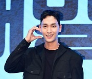 최태준, '♥︎박신혜 남편' 꼬리표 떼겠네('다리미 패밀리')