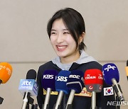 '차세대 여제' 김길리, 선배 최민정도 제쳤다... 월드투어 1500m 금메달, 혼성 2000m 계주는 은메달