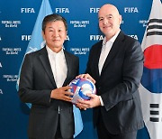 ‘AFC 시상식’ 첫 국내 개최... FIFA 회장, 축구협회 사태 언급할까