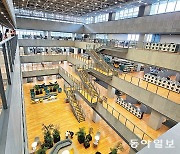 현대차, 경차 6cm 높여 터번 착용 인도인 공략… ‘국민차’로 질주