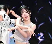 트리플에스 VV 김유연,'시선집중' [사진]