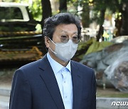 '기술자금 불법대출' 강영권 전 에디슨모터스 회장 1심 무죄