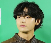 BTS 뷔, 軍에 있음에도..단풍 보러 같이 가고 싶은 男스타 '1위' [스타폴]