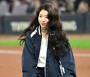 박신혜, 승리 요정 됐다…기아 타이거즈 한국 시리즈 우승 "잊지 못할 밤" [엑's 이슈]