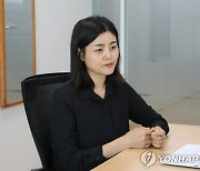 [삶-특집] "내가 그들 앞에서 죽으면 꽃뱀 누명 사라질까요" 성폭력 피해자