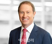 모건스탠리 CEO "제로금리·제로인플레 시대 끝났다"